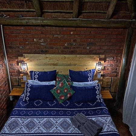 5 Sleeper Bushcamp Chalet 하트비스푸르트 외부 사진